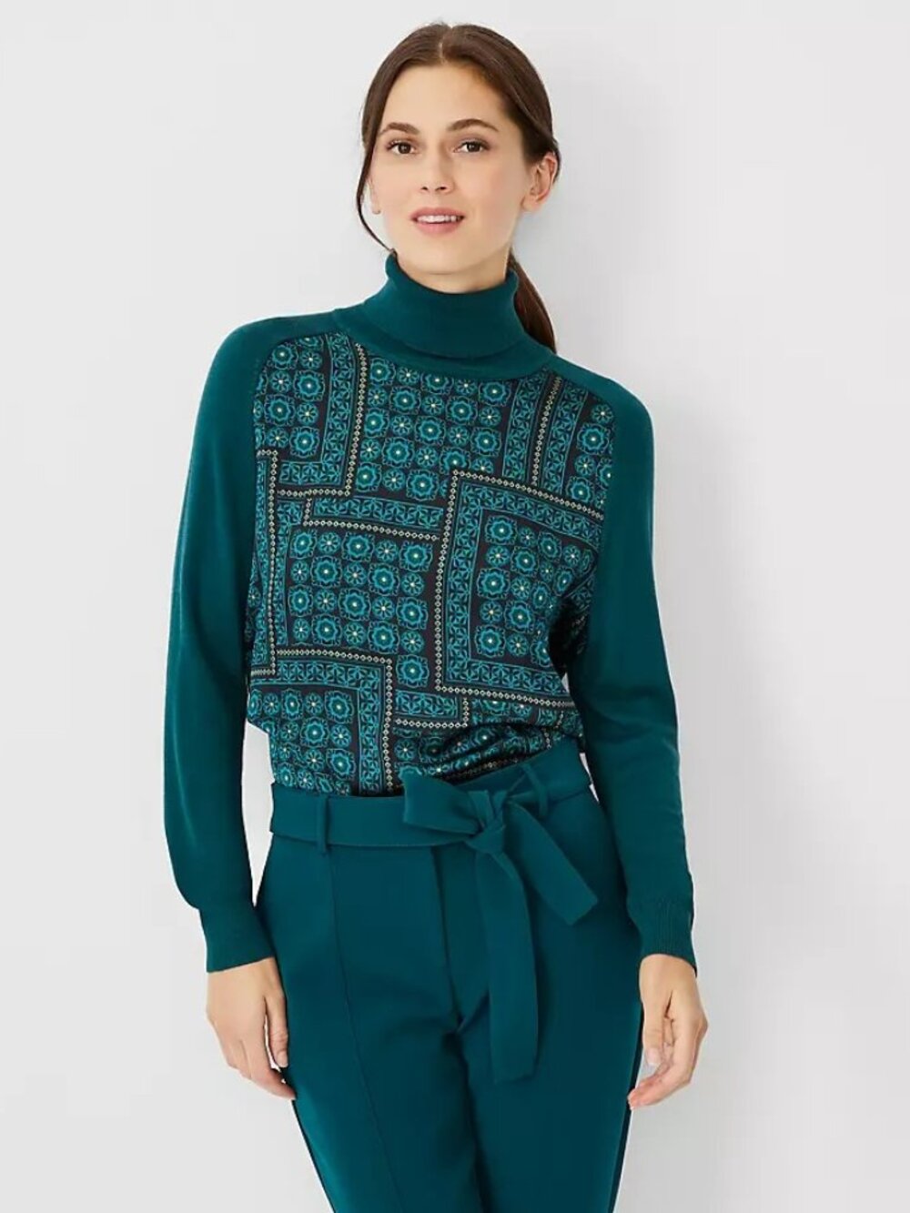 NWT Ann Taylor Size XL Dark Green Mixed Media Scarf Print Turtleneck Sweater NEW